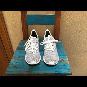 Adidas Cloudfoam Tennis shoes